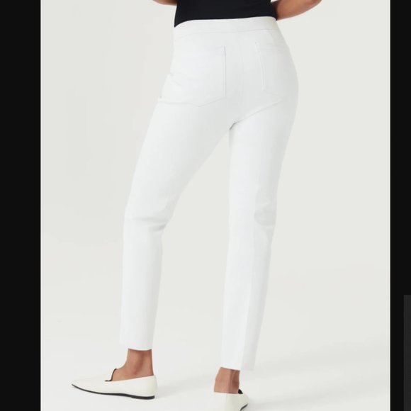Spanx On the Go Ankle Slim Straight Pull On Pants White Medium NEW NWT - Picture 2 of 10